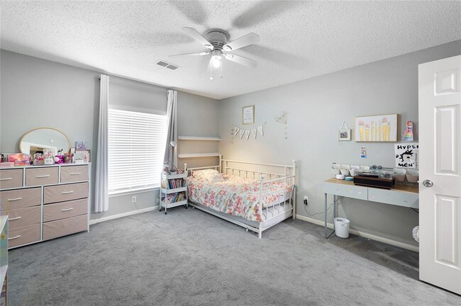 Building Photo - 18838 Appletree Hill Ln