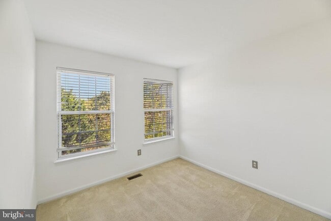 Building Photo - 6330 James Harris Way