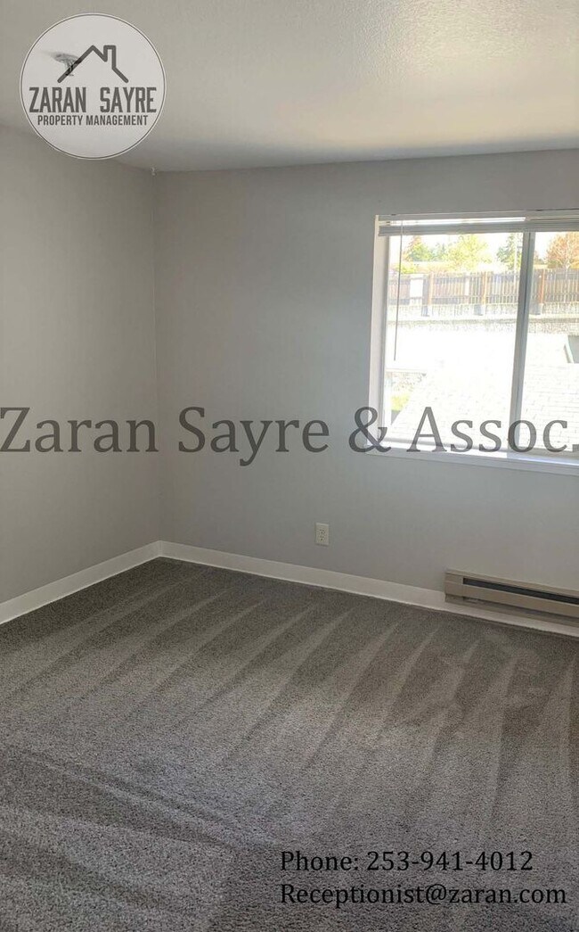 Building Photo - 044- Beautiful 2bd 2 bath Condo with View!!