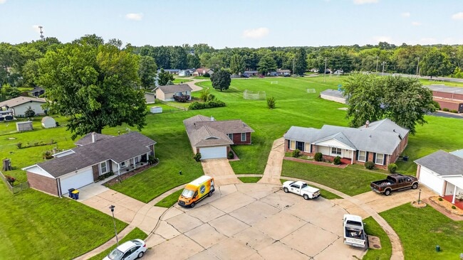 Building Photo - 3689 Whispering Woods Dr