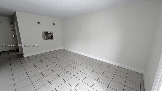 Building Photo - 4550 NW 9th St