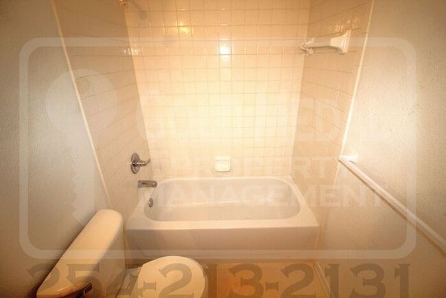 Building Photo - 1710 Aztec Trce