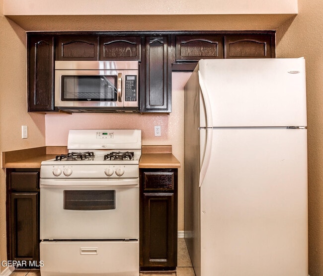 Building Photo - 14252 Spanish Point Dr