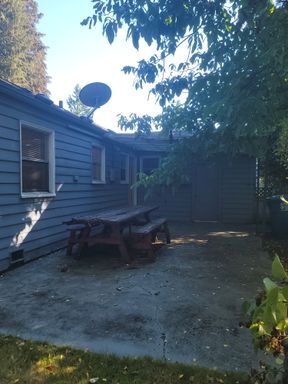 Building Photo - 3416 NE 80th St