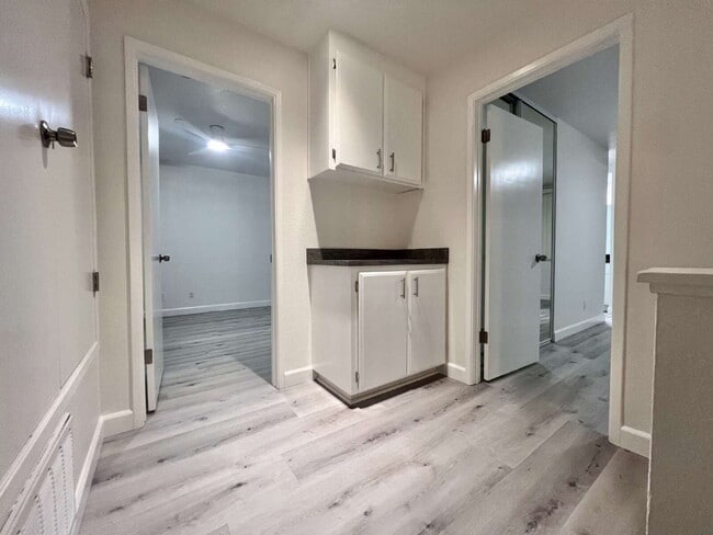 Building Photo - Remodeled 2 Bedroom home San Jose Home in great location