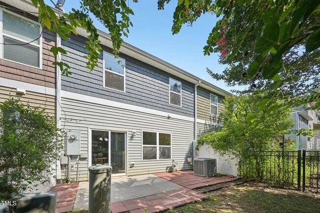 Building Photo - 117 Cobalt Creek Way