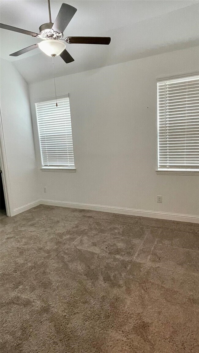 Building Photo - 3214 Skylark Valley Trace