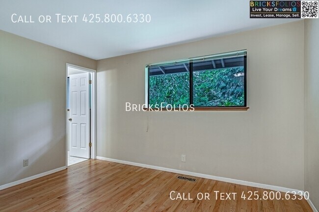 Building Photo - 7524 137th Ave NE
