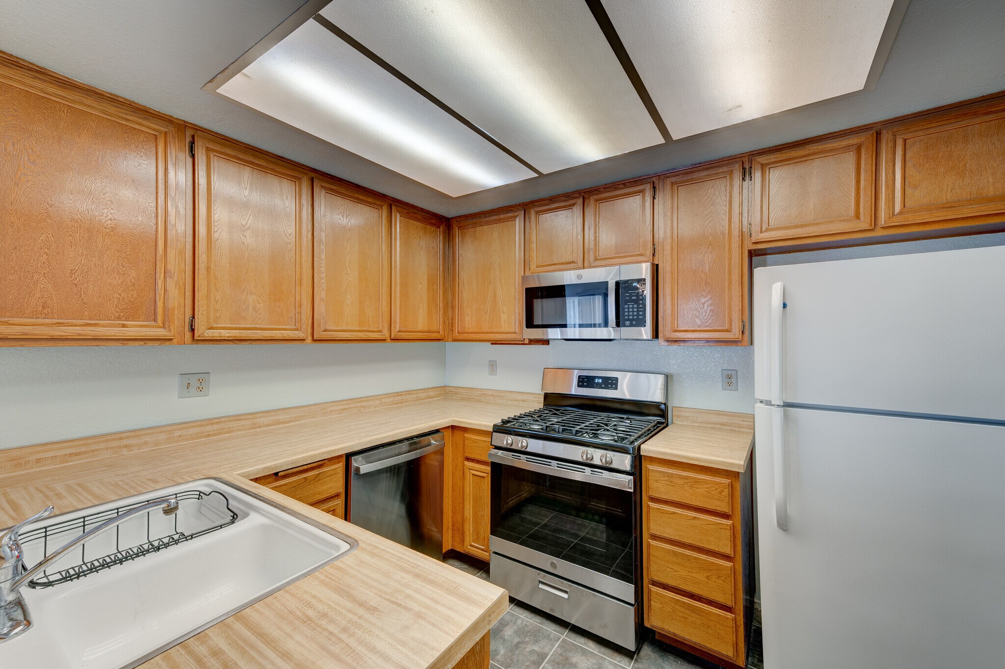Building Photo - 2914 Alwood Ct