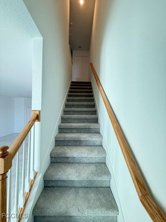 Building Photo - 14887 White Pearl Rd