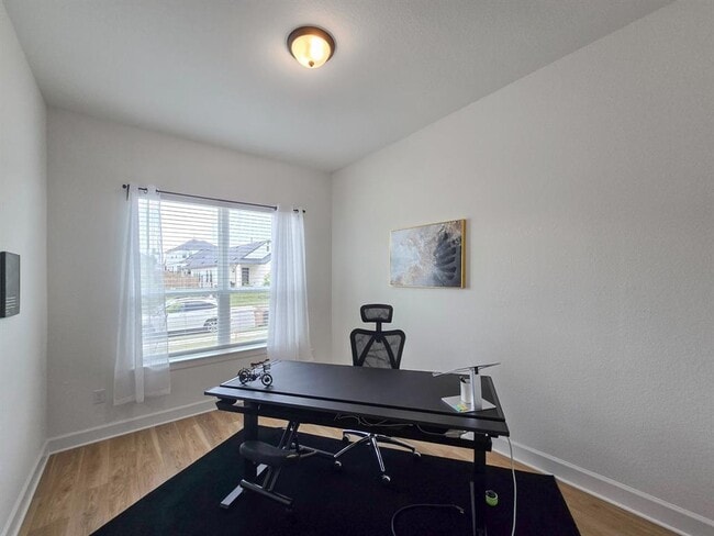 Building Photo - 4914 Seadrift Dr