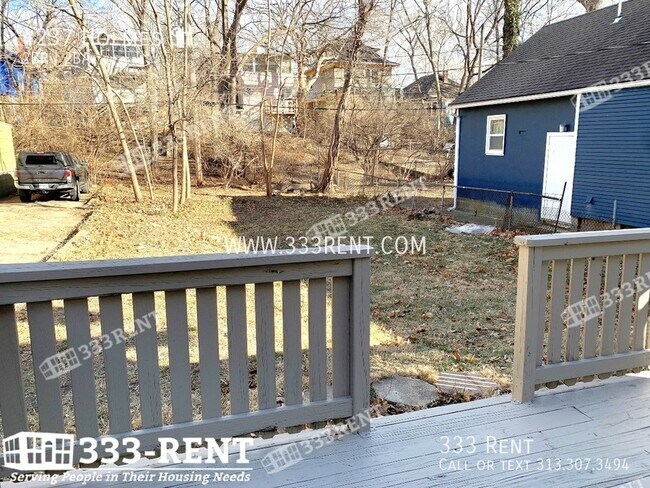 Building Photo - 4237 Holmes St