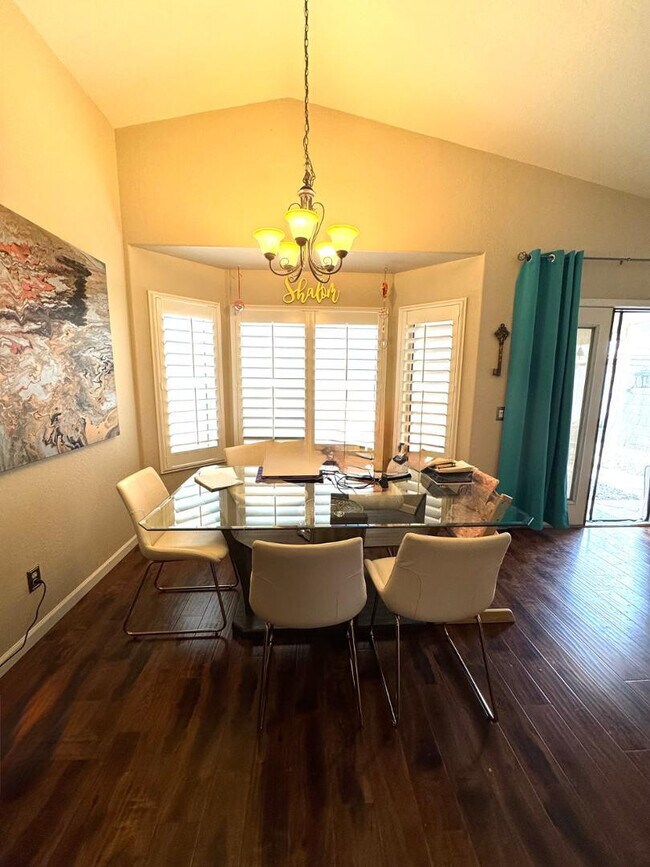 Building Photo - 1518 W Lobster Trap Dr