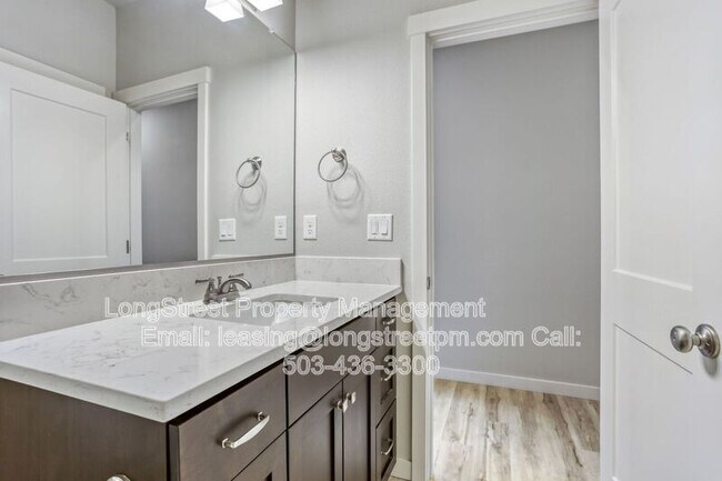 Building Photo - 6314 SE 87th Ave