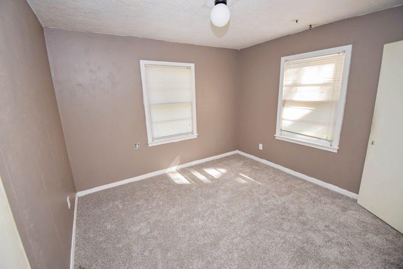 Building Photo - 2004 N Margaret Ave