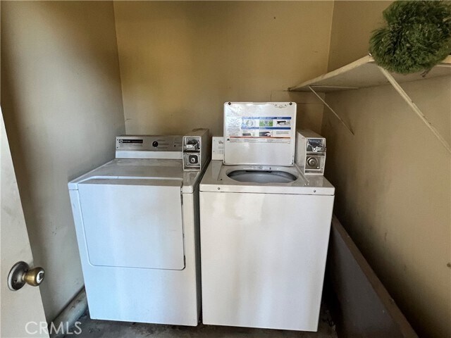 Building Photo - 18 San Gabriel Dr