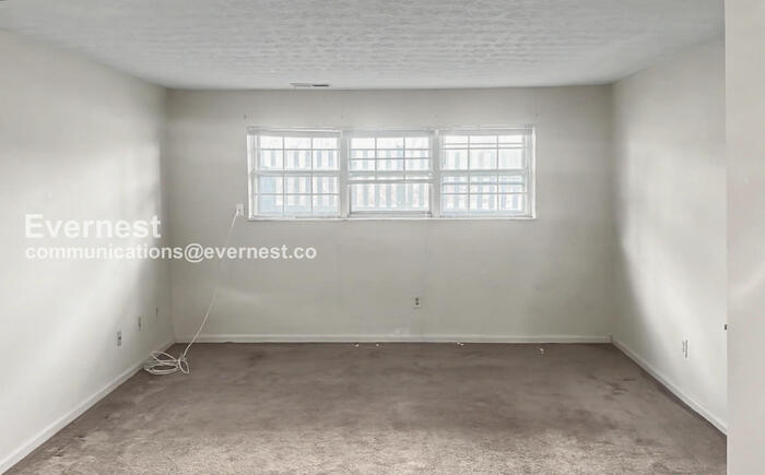 Building Photo - 1450 Slade Ave