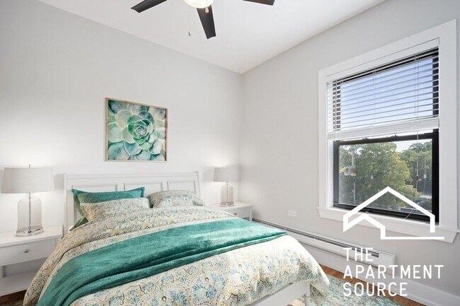 Building Photo - 545 Chestnut St