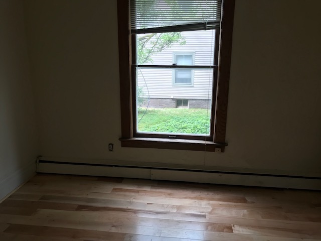 Room #2 - 931 Greenwood Ave