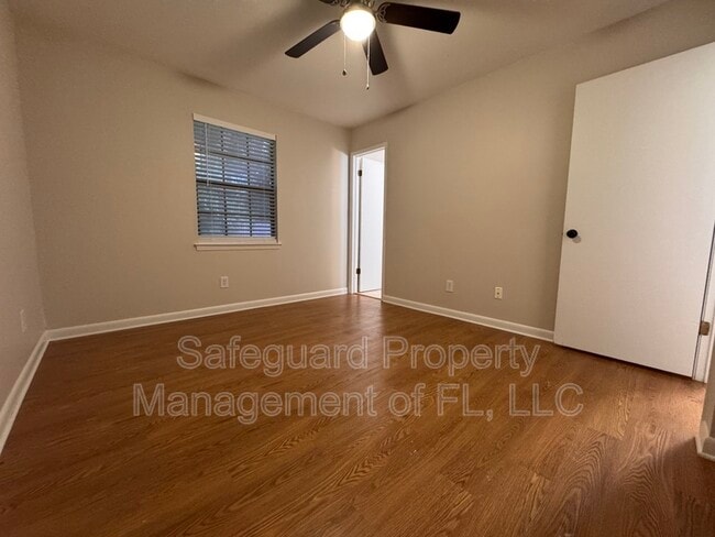 Building Photo - 4179 Ravenwood Dr