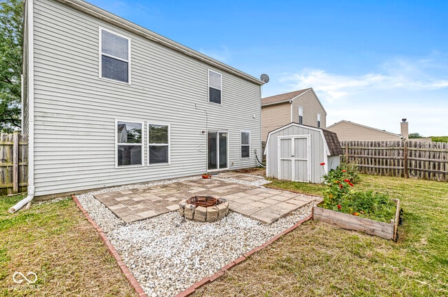 Building Photo - 7928 States Bend Dr