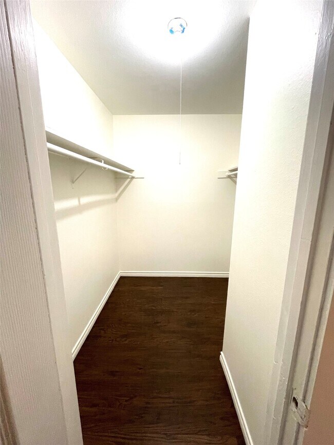 Building Photo - 3224 Timmons Ln