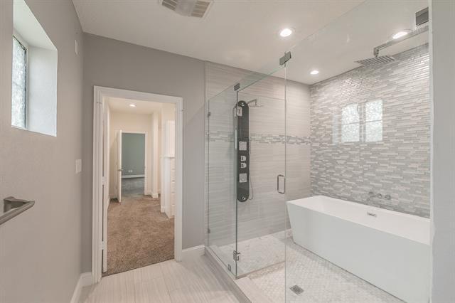 Building Photo - 3909 Trail Lake Dr