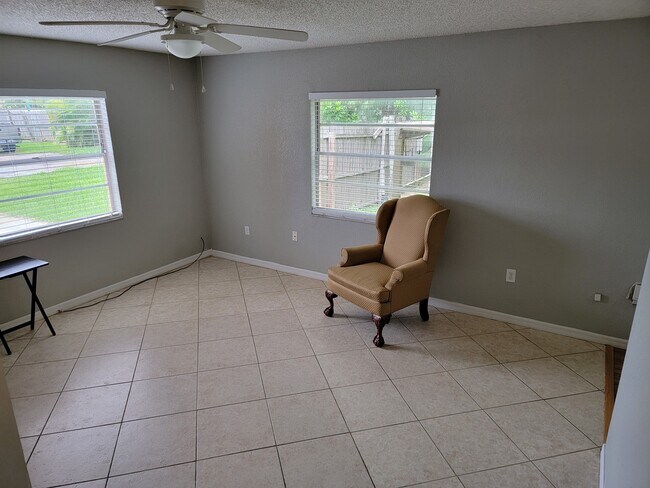 Building Photo - 1408 54th Avenue Dr W