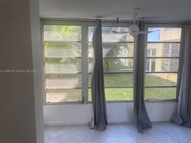 Building Photo - 8500 Sunrise Lakes Blvd