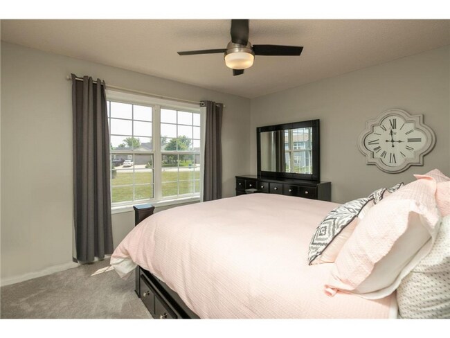 Building Photo - 578 Pointe Ct SW