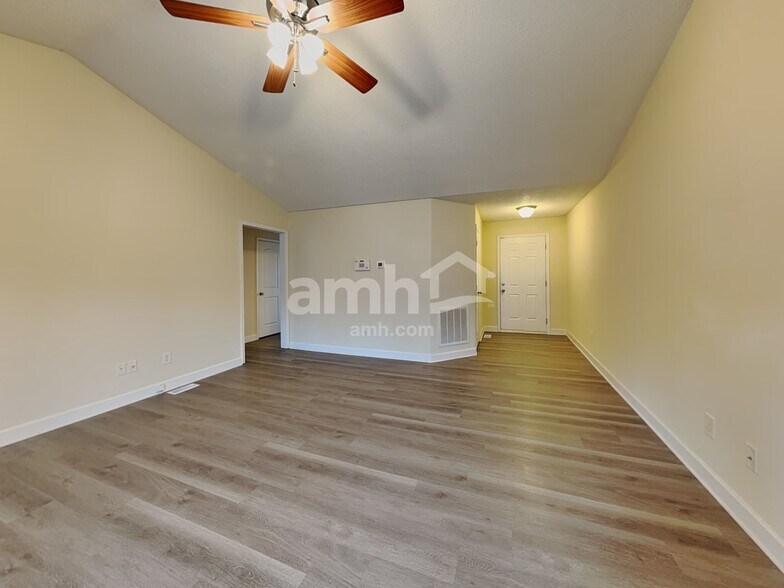 Building Photo - 5073 Natalie Temple Ln