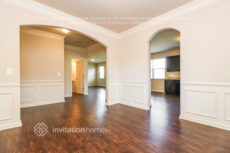 Building Photo - 3670 Brookhollow Dr