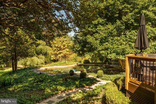 Building Photo - 2943 Windy Bush Rd