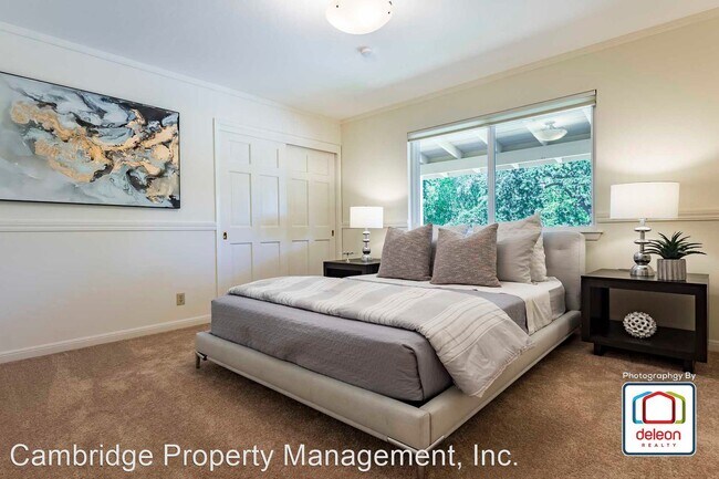 Building Photo - 5 br, 2.5 bath House - 2275 Tioga Drive