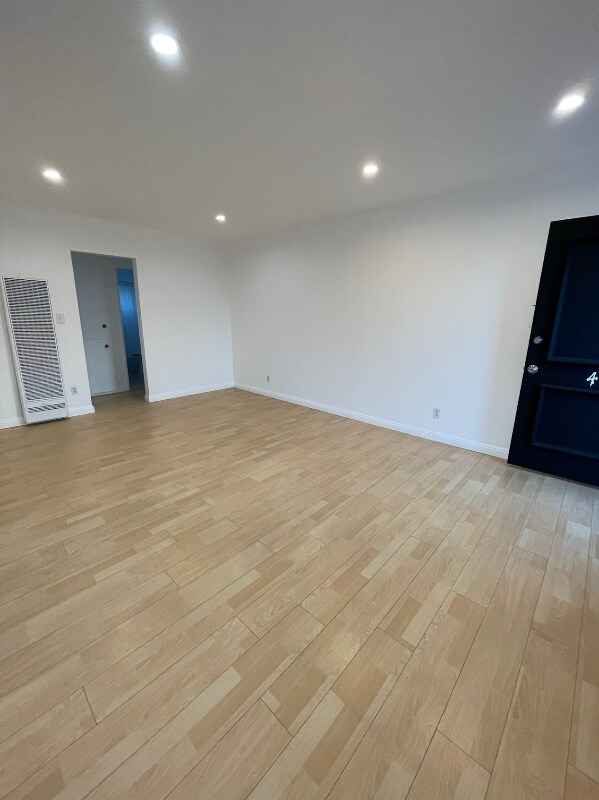 Building Photo - 3433 Madera Ave