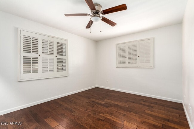 Building Photo - 7340 N 7th Ave