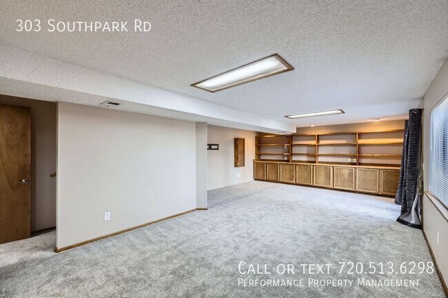 Building Photo - 303 Southpark Rd