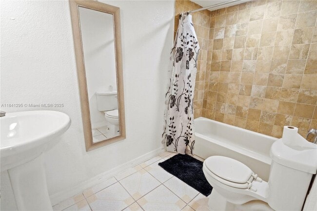 Building Photo - 2213 NW 55th Terrace