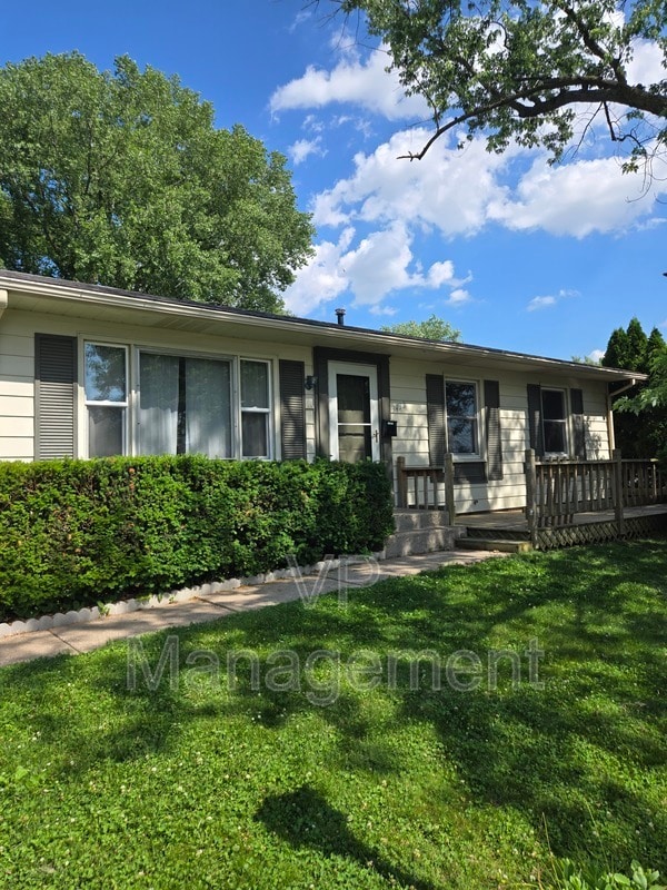 Primary Photo - 3433 Somerset Dr