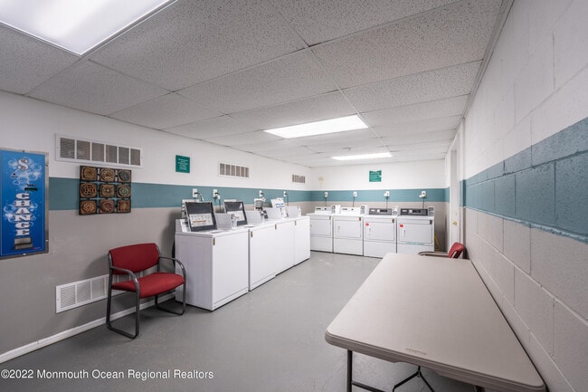 Building Photo - 199 West End Ave