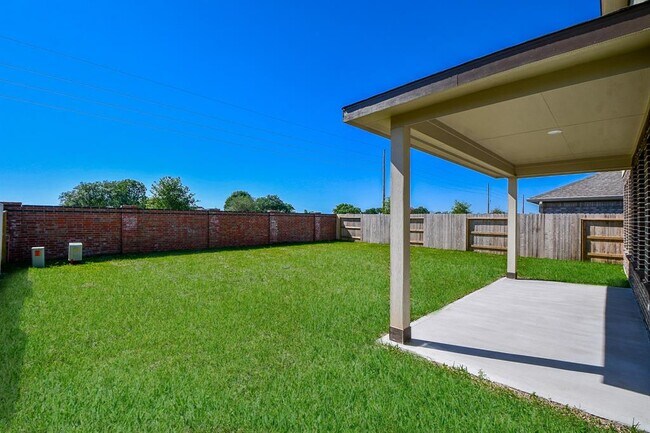 Building Photo - 2932 Tantara Dr