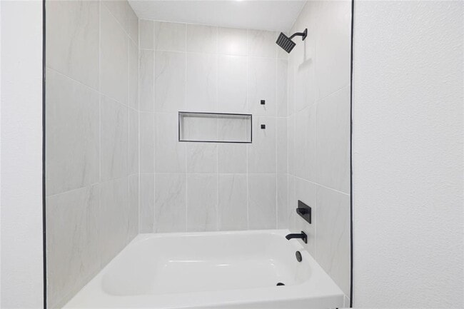 Building Photo - 6907 Tulane Dr