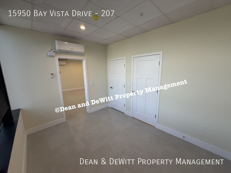 Building Photo - 1 Bed/1 Bath - Unit 207