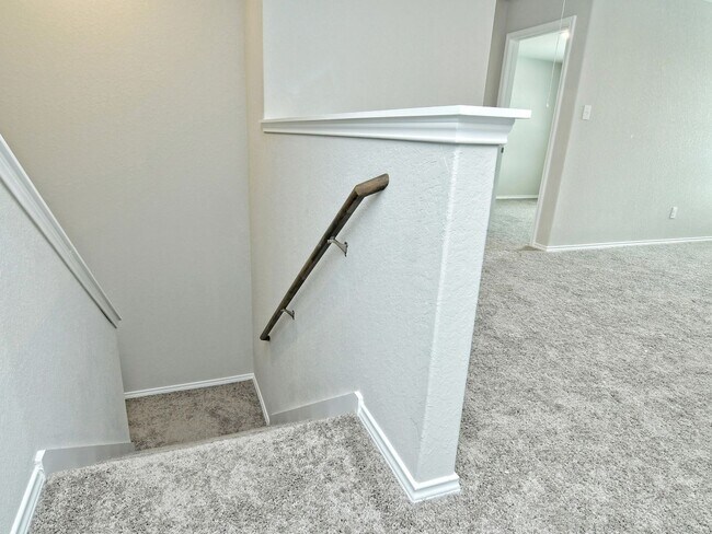 Building Photo - 4 BR/2.5 BA - 1874 SF in San Antonio - WATERWHEEL!!!