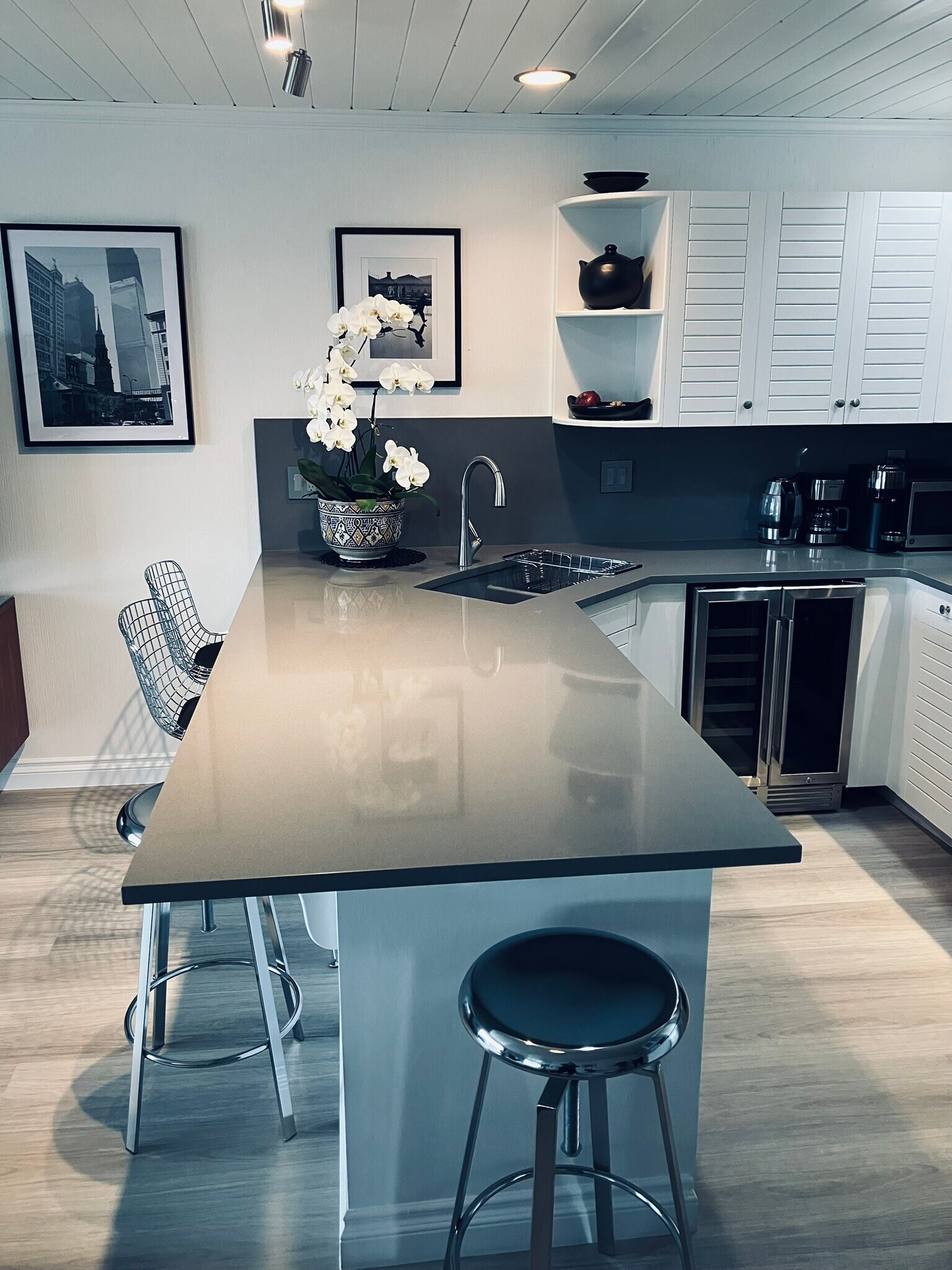Large Countertop - 2698 Spyglass Dr