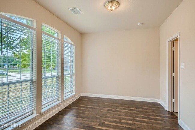 Building Photo - 4 br, 4 bath House - 1707 Teakwood Drive UNIT