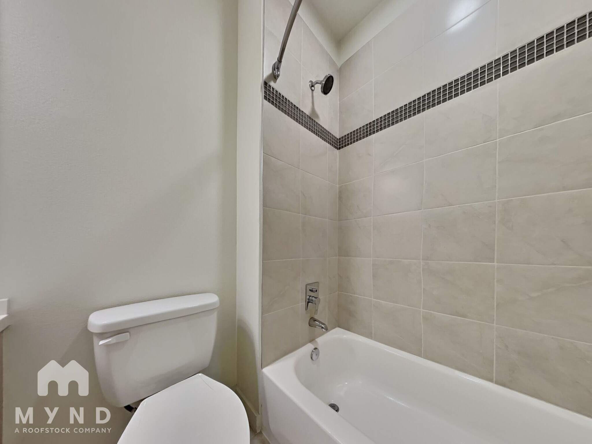 Building Photo - 7805 Cooper Ln