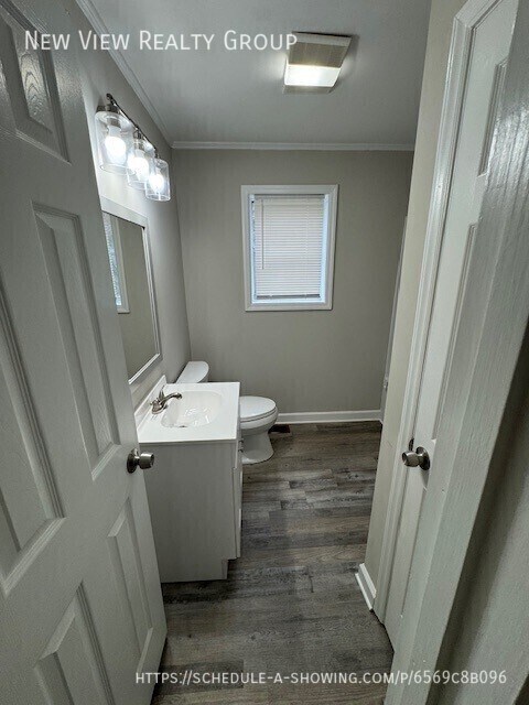 Building Photo - 1408 Linwood Rd