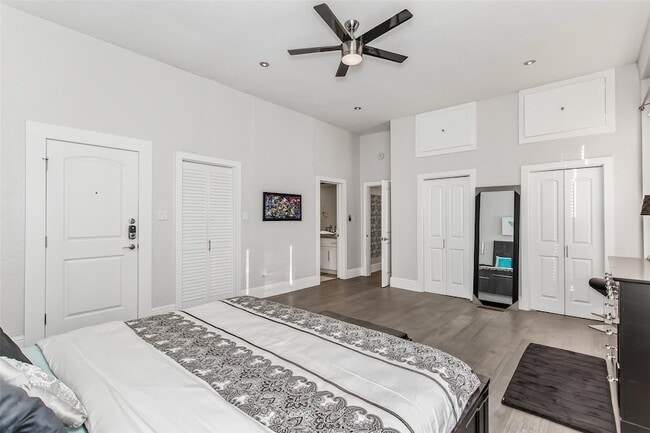 Building Photo - 4719 Junius St