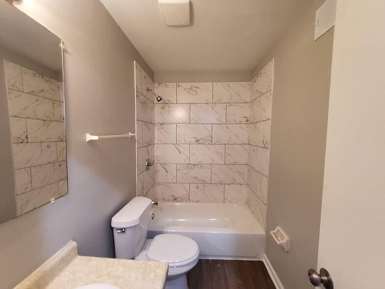 Building Photo - 4320 Old Allen Rd